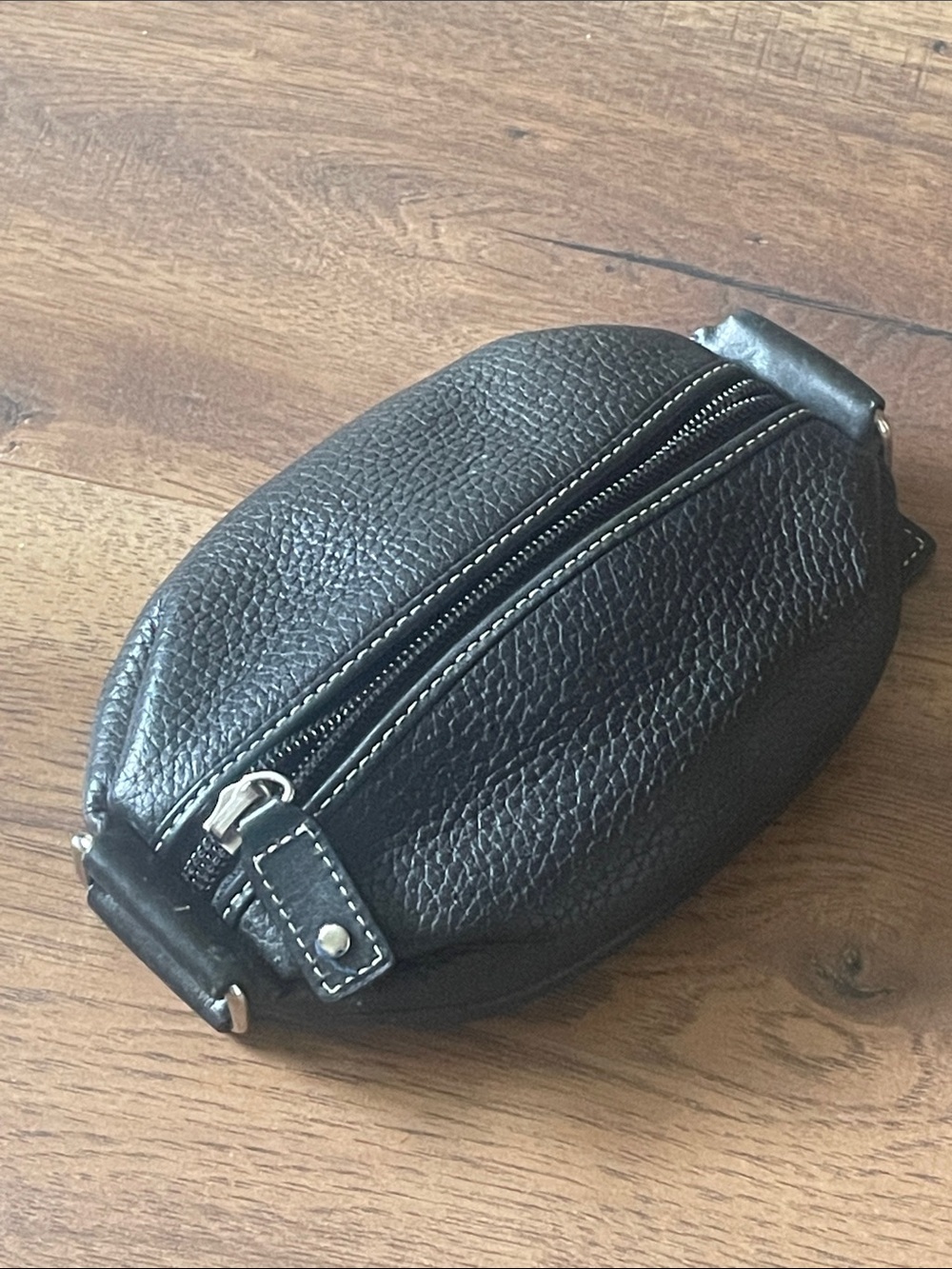 Levenger
Black Leather 2 Pocket Double Sided Pouch